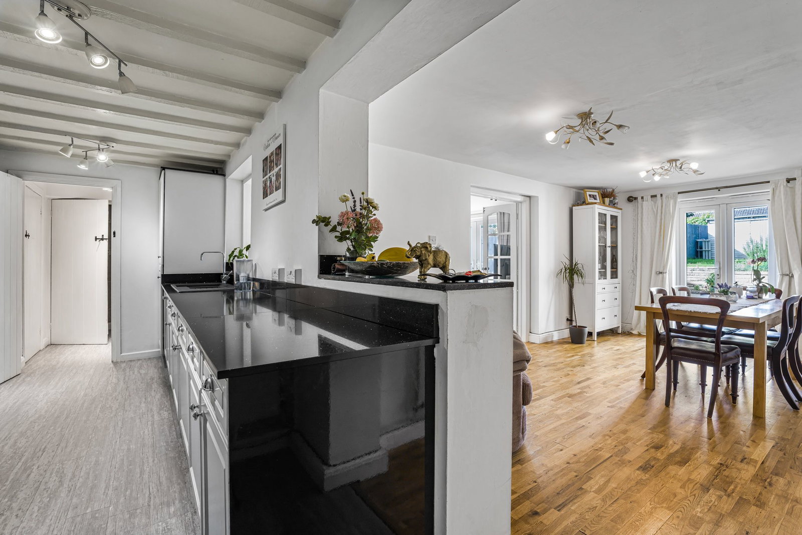 Terraced House for sale in Cheltenham, Station Road, Bishops Cleeve, Cheltenham, GL52