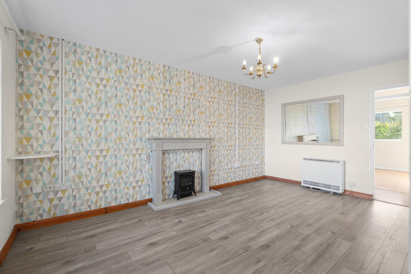 Semi Detached Bungalow for sale in Daventry, WOODFORD HALSE, Northamptonshire