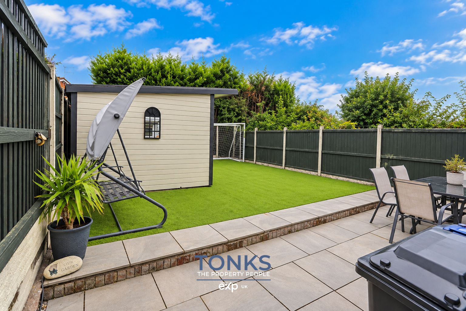Semi Detached House for sale in Dudley, Brelades Close, Dudley, DY1 2UZ