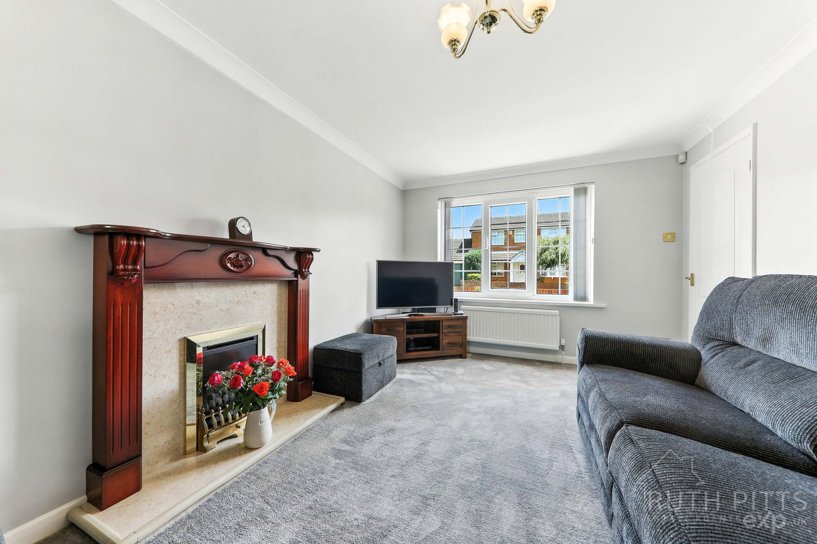 Detached House for sale in Pontefract, Langdale Drive, Low Ackworth, WF7