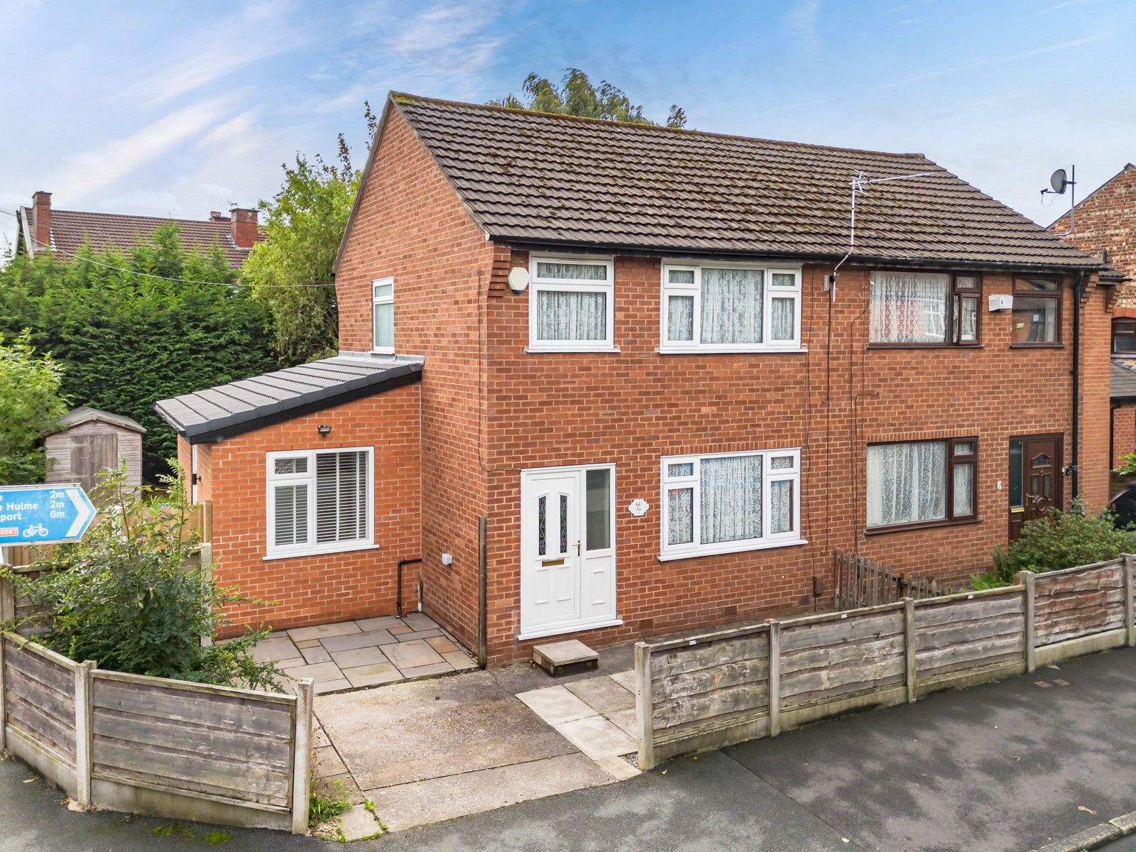 Semi Detached House for sale in Stockport, Criccieth Road, Cheadle Heath, Stockport, SK3, 782 m²