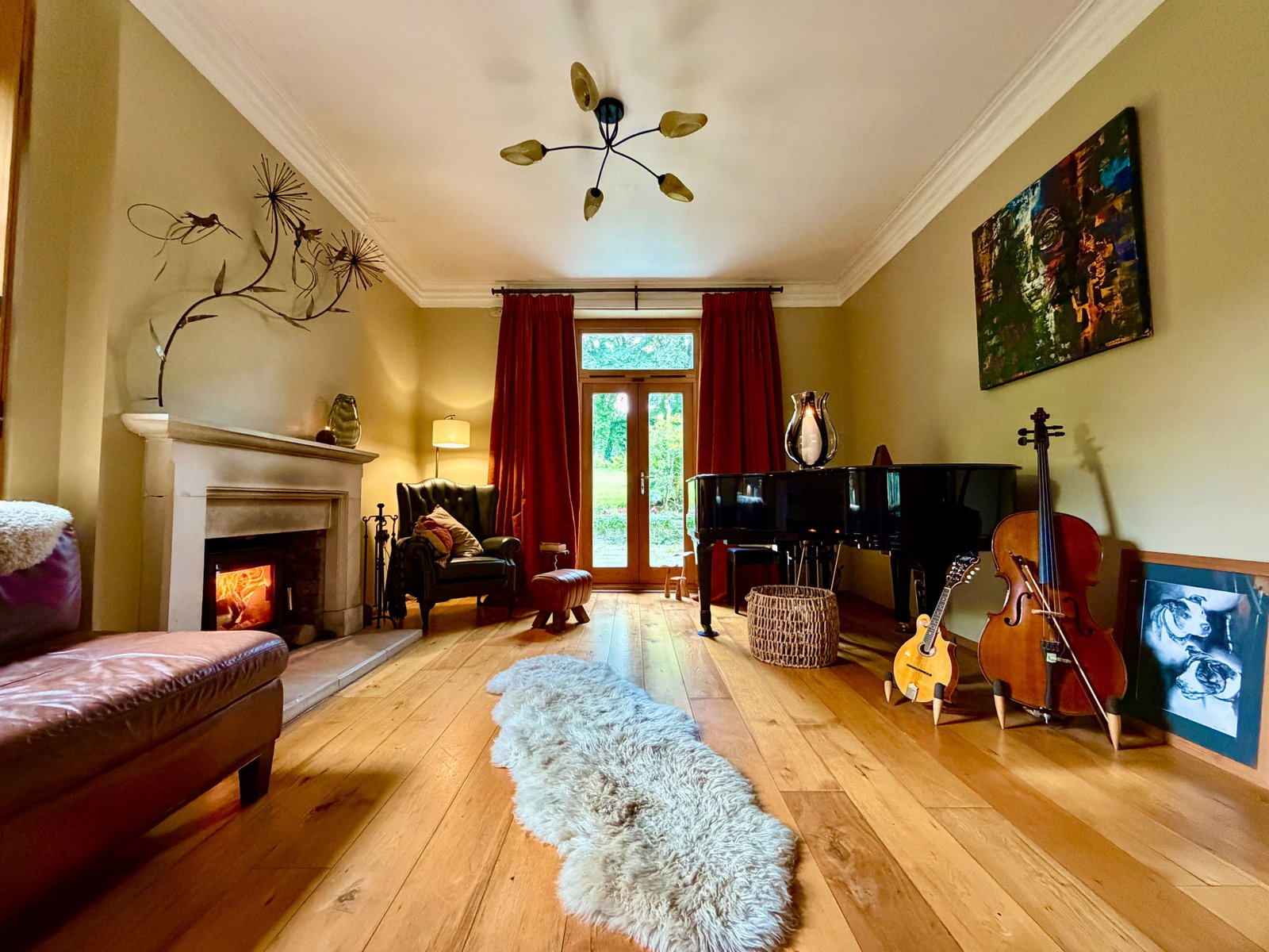 Detached House for sale in Blackwood, Holly Lodge, Blackwood, NP12 1QB