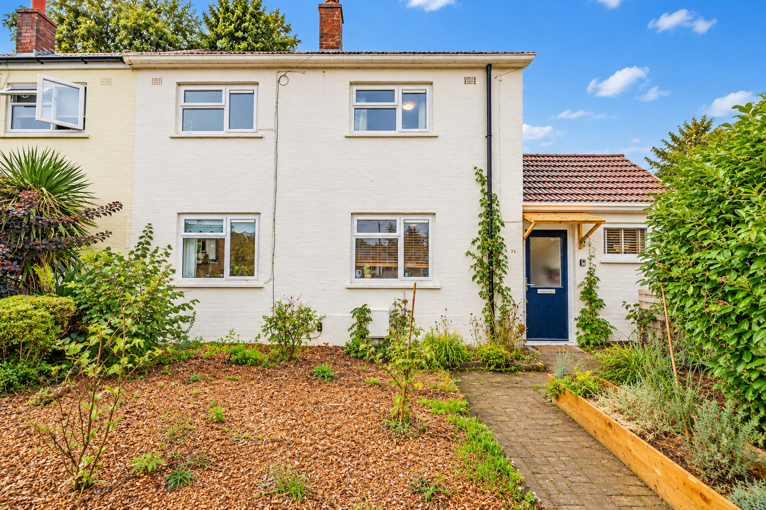 Semi Detached House for sale in Tunbridge Wells, Henwoods Crescent, Pembury, Tunbridge Wells, TN2 4LL
