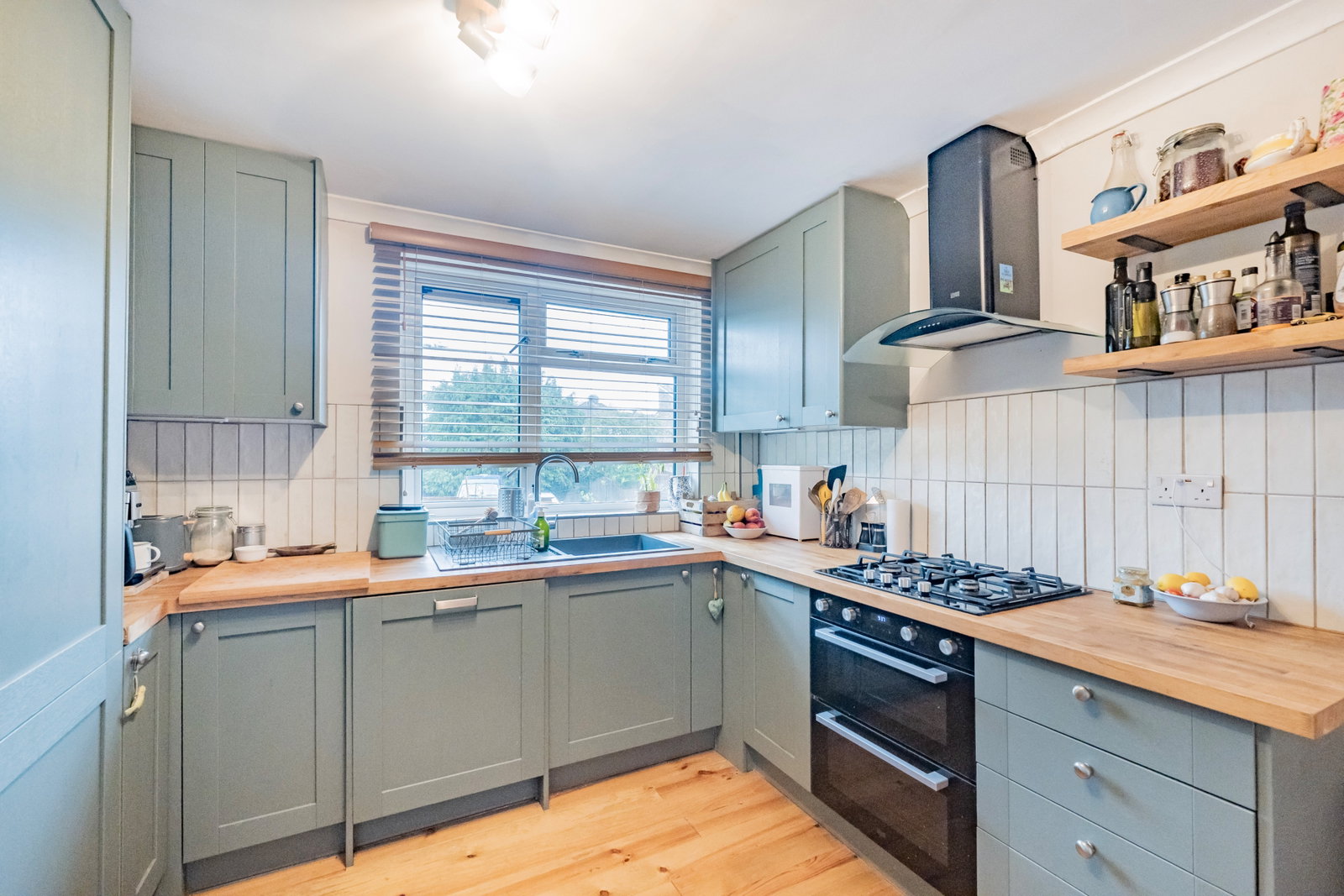 Semi Detached House for sale in Tunbridge Wells, Henwoods Crescent, Pembury, Tunbridge Wells, TN2 4LL