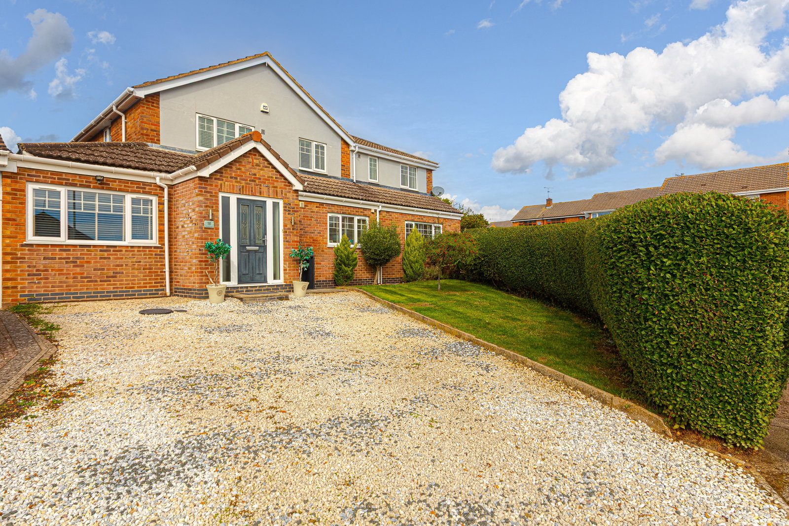 Detached House for sale in Leicester, Whinham Avenue, Broughton Astley, Leicester, LE9, 2378 m²
