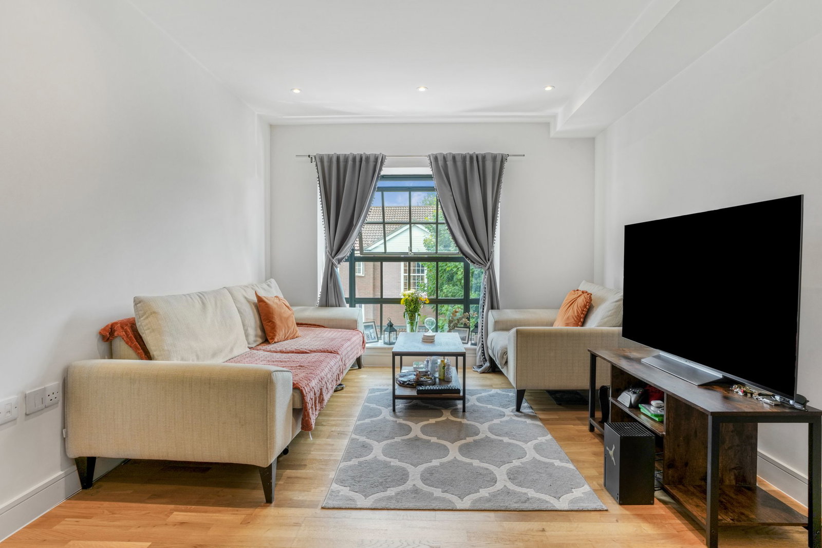 Apartment for sale in Northampton, Countess Road, Northampton, NN5 7FA, 480 m²