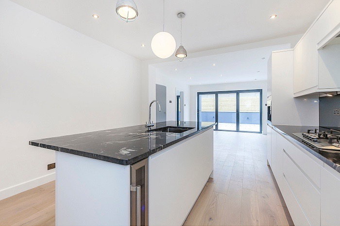 Apartment for sale in London, Westcombe Park Road, Blackheath, 726 m²