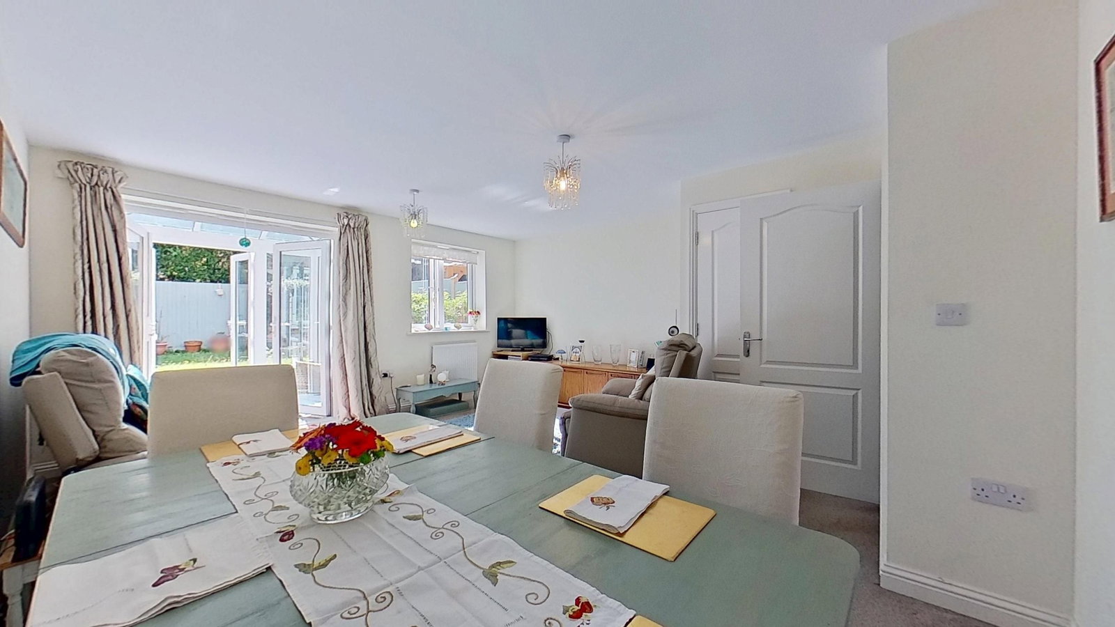 Semi Detached House for sale in Deal, Scholars Close, Deal, CT14 9FA