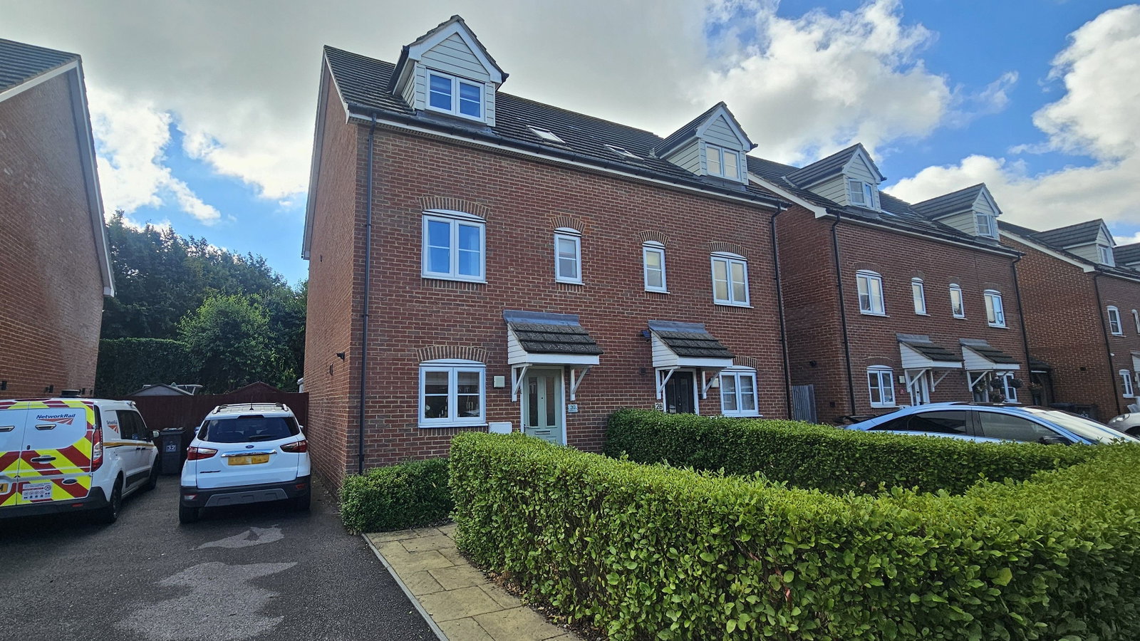 Semi Detached House for sale in Deal, Scholars Close, Deal, CT14 9FA