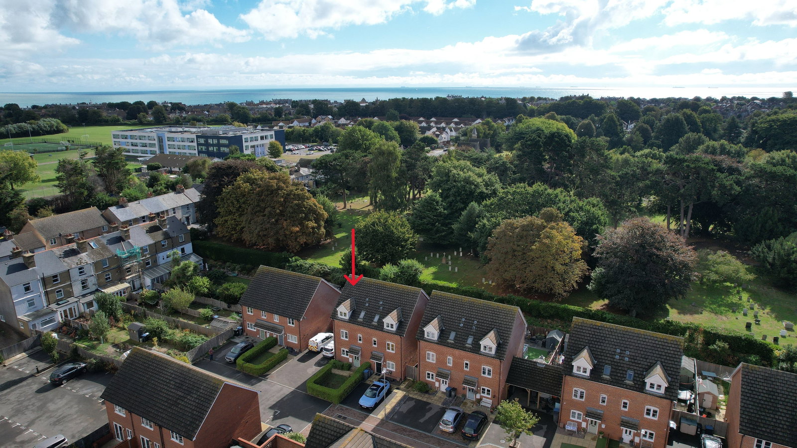 Semi Detached House for sale in Deal, Scholars Close, Deal, CT14 9FA
