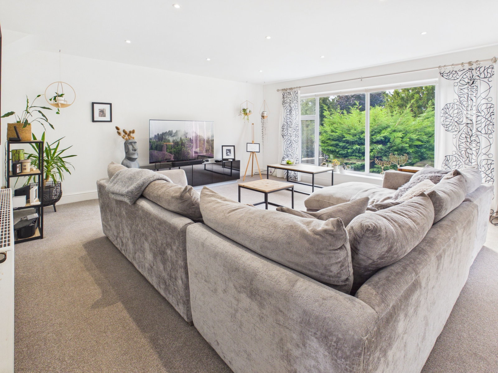 Detached House for sale in Crewe, Manor Avenue, Crewe, CW2 8BD