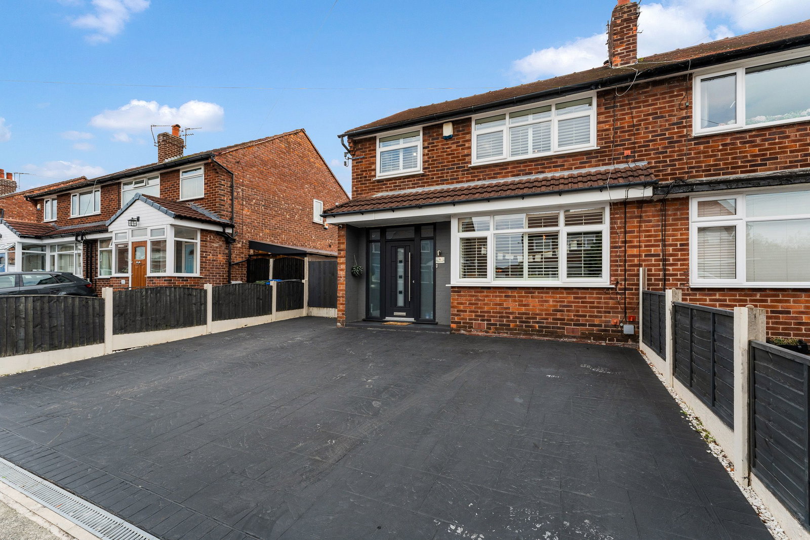 Semi Detached House for sale in Manchester, Radnor Avenue, Dane Bank