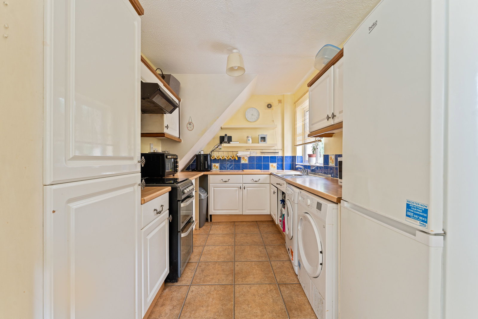 Semi Detached House for sale in Salisbury, Waters Road, Salisbury, SP1, 901 m²
