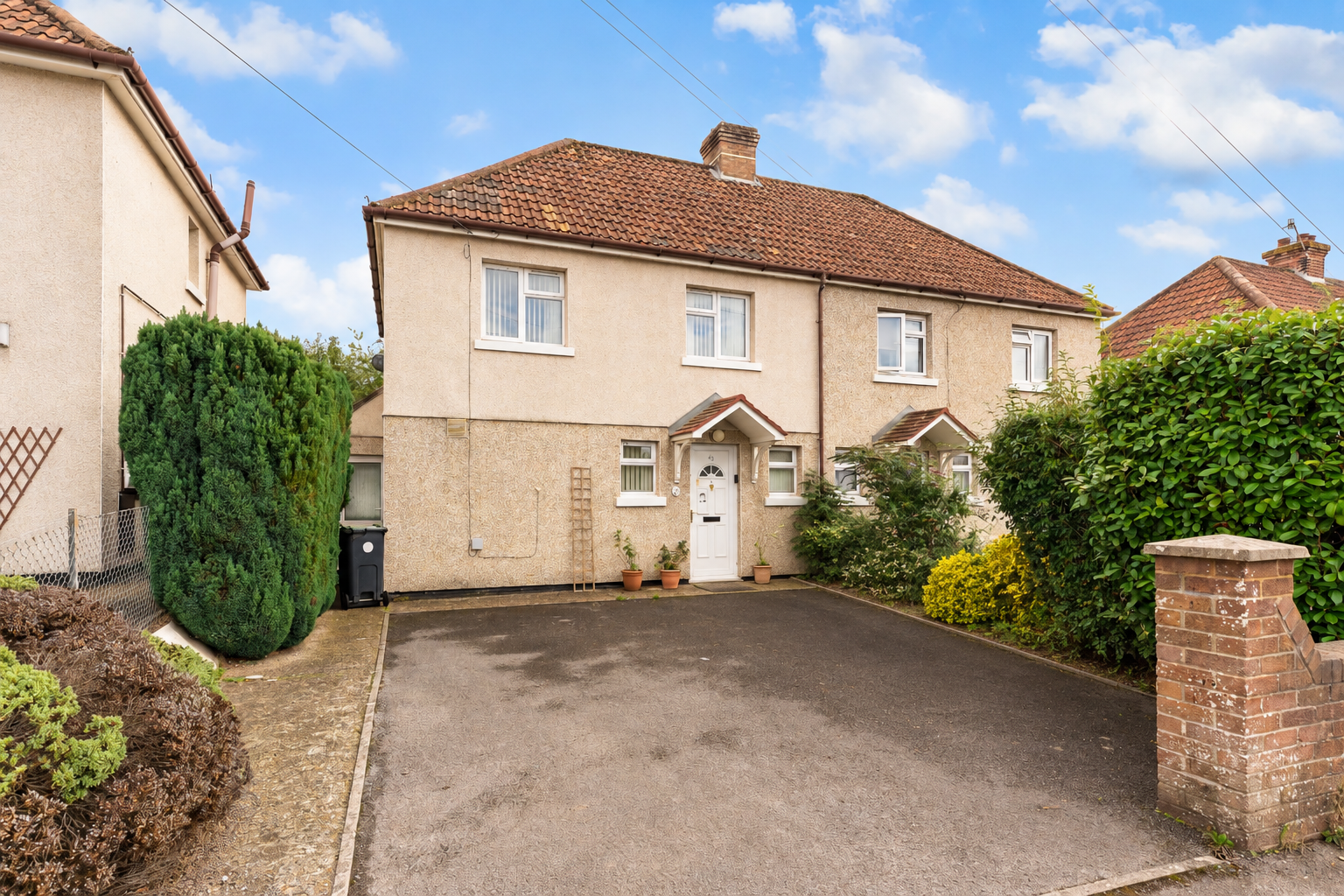 Semi Detached House for sale in Salisbury, Waters Road, Salisbury, SP1, 901 m²