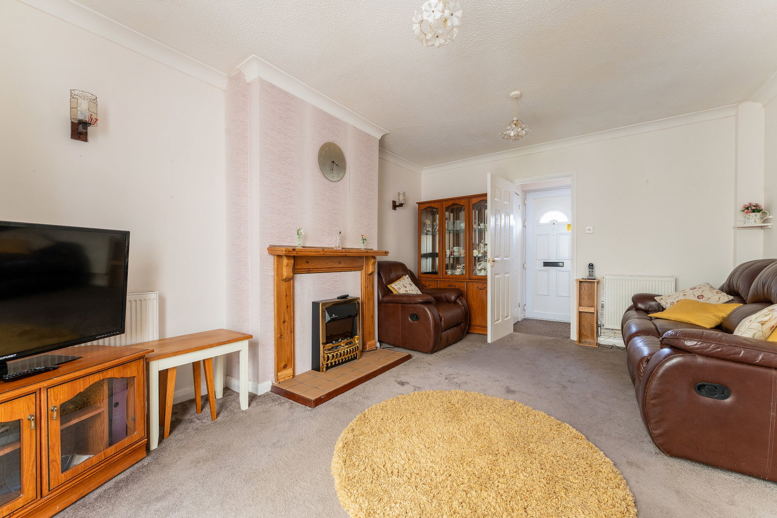 Semi Detached House for sale in Salisbury, Waters Road, Salisbury, SP1, 901 m²
