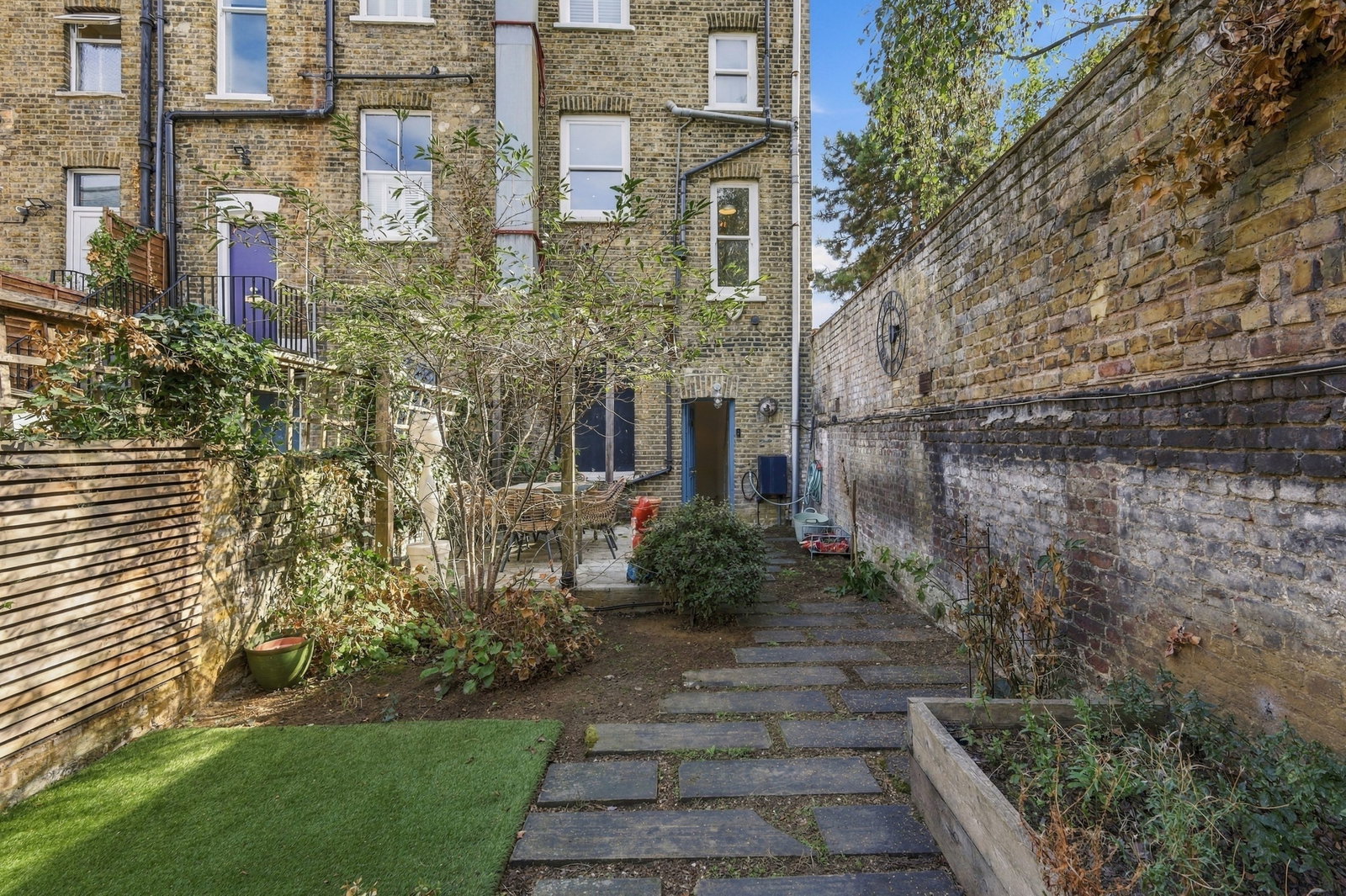 Apartment for sale in London, Parsons Mews, Tonsleys, SW18