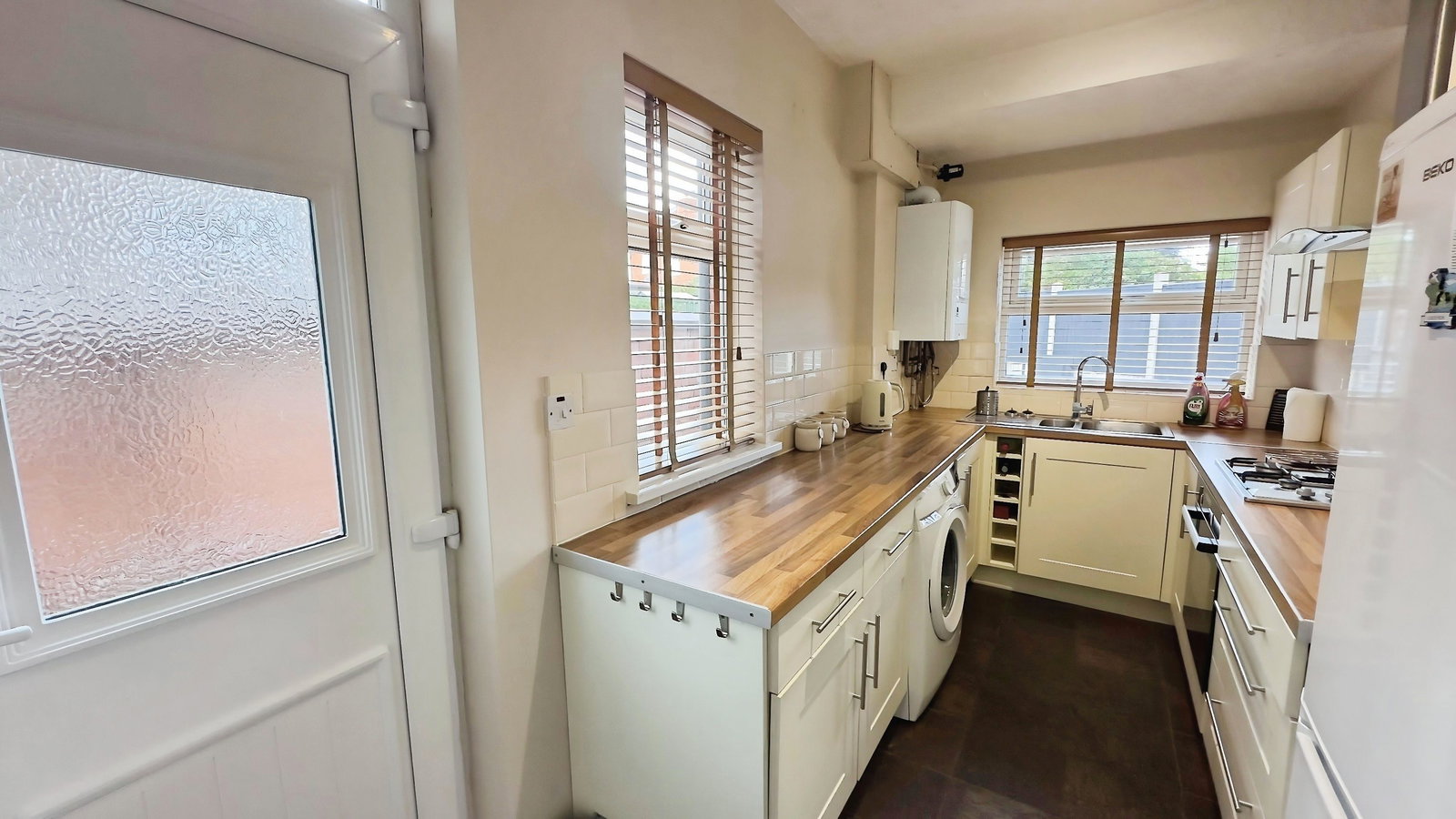 Semi Detached House for sale in Ilkeston, Awsworth Road, Ilkeston, DE7 8JP