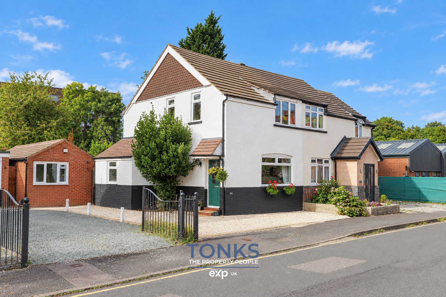 Semi Detached House for sale in Halesowen, Somers Road, Halesowen, B62 8EN