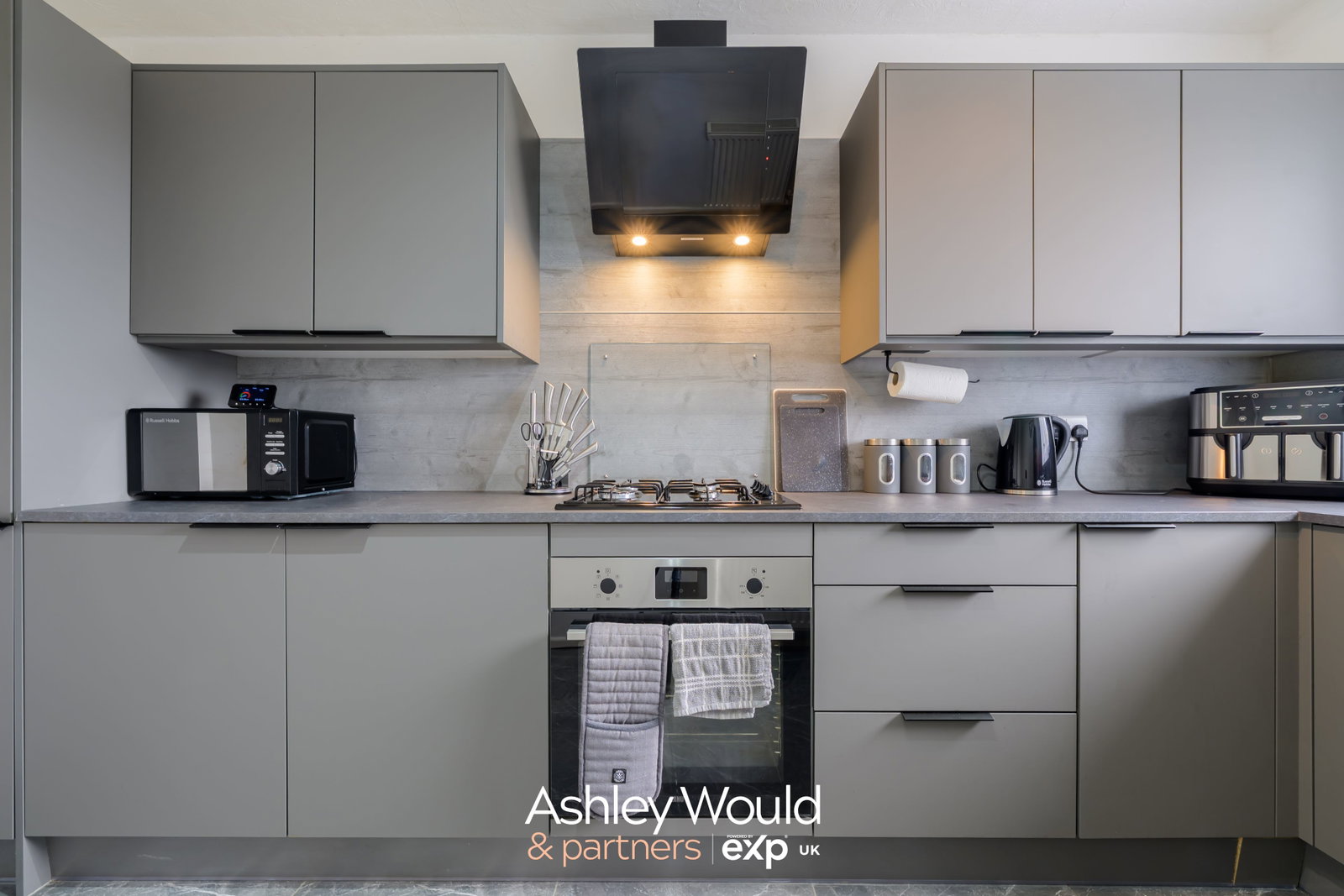 Apartment for sale in Halesowen, Princess Crescent, Halesowen, B63 3QG