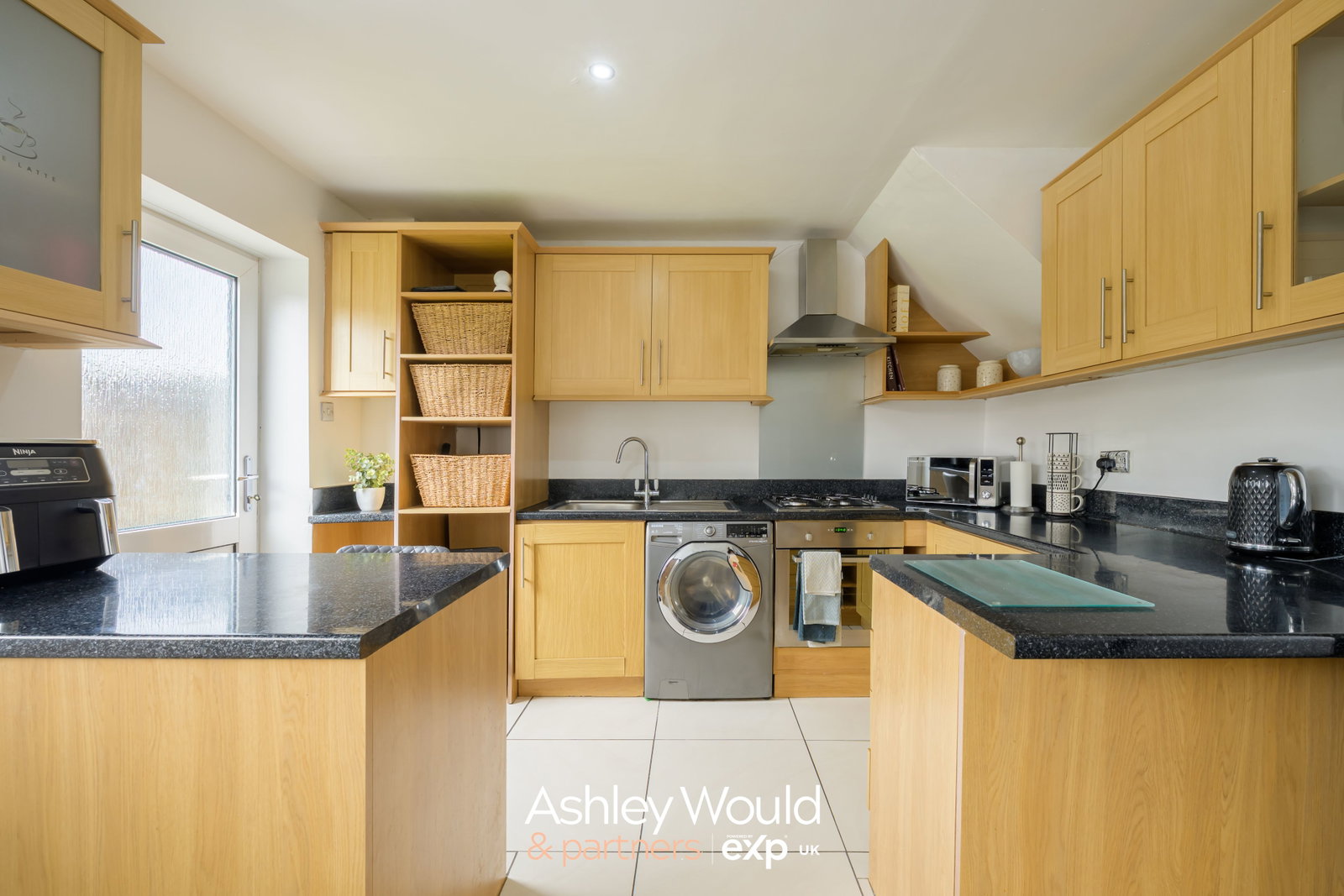 Semi Detached House for sale in Stourbridge, Verity Walk, Stourbridge, DY8 4XS