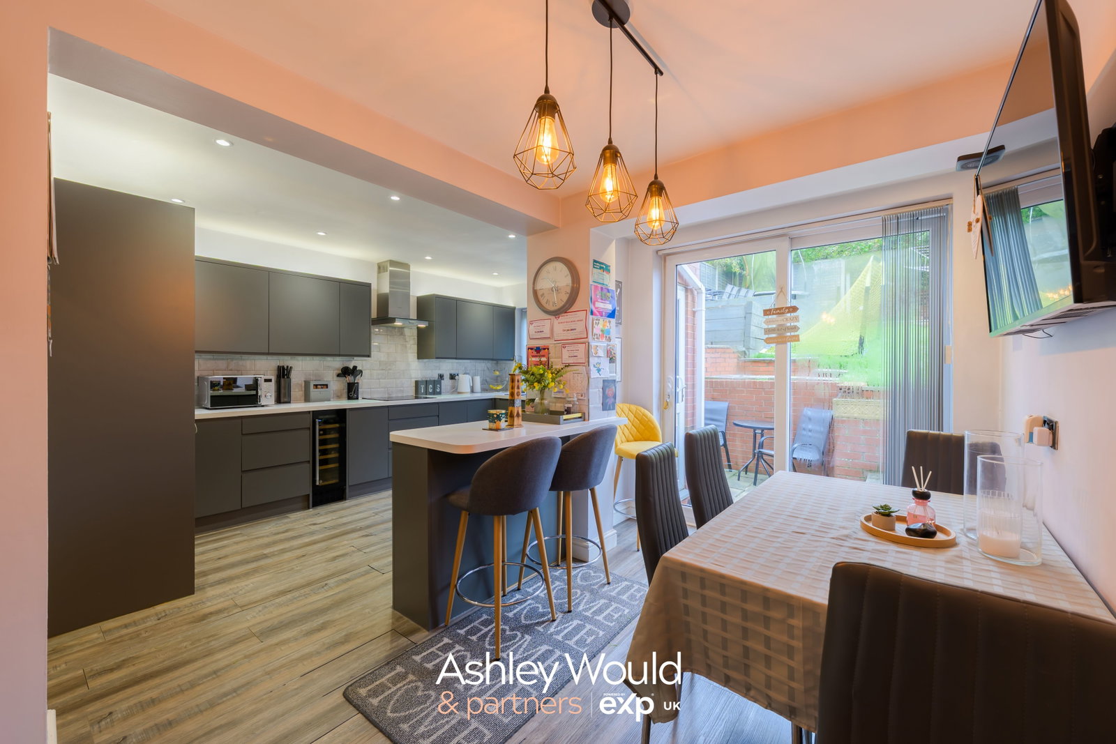 Semi Detached House for sale in Dudley, East Street, Dudley, DY2 7HG