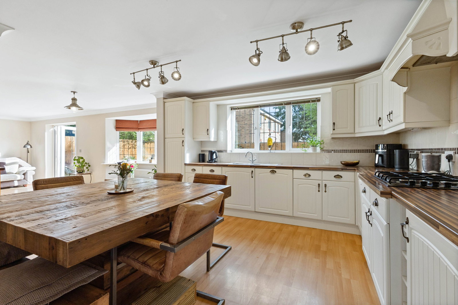 Detached House for sale in Pontefract, Beaufort Mews, Ackworth, 2636 m²