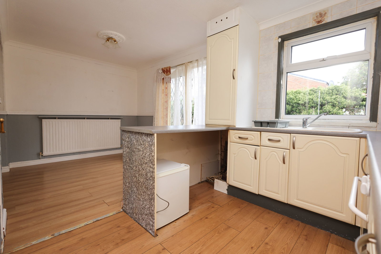 Semi Detached House for sale in Birmingham, Savernake Close, Rednal, Birmingham, B45 0DD