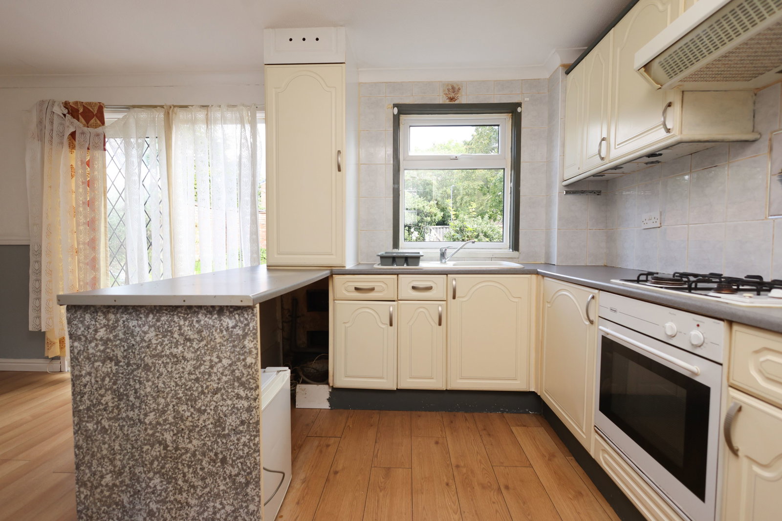 Semi Detached House for sale in Birmingham, Savernake Close, Rednal, Birmingham, B45 0DD