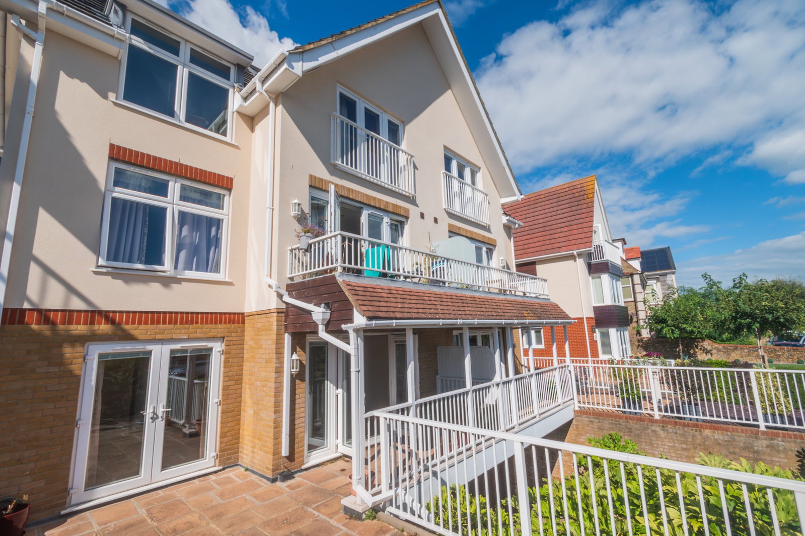 Flat for sale in Broadstairs, Dumpton Park Drive, Broadstairs, CT10 1RT