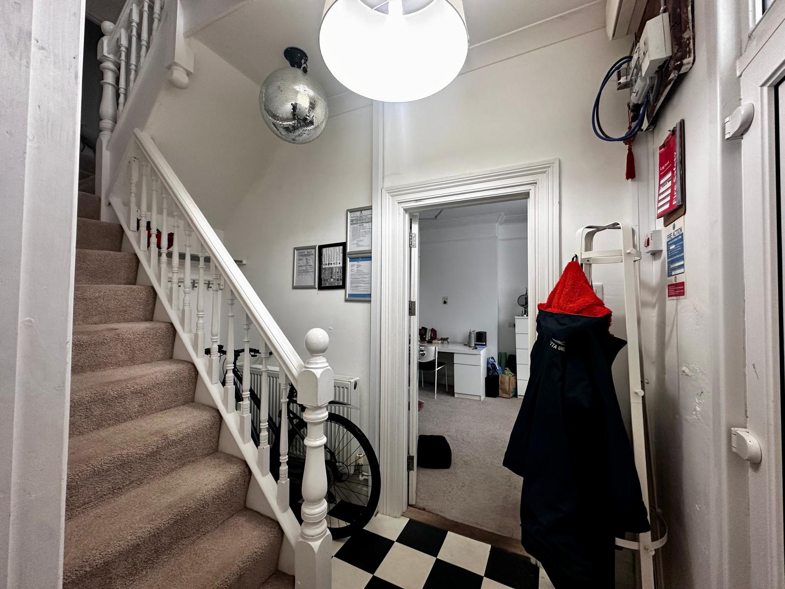 End Of Terrace House for sale in Swansea, Osborne Terrace, Brynmill, Swansea, 1485 m²