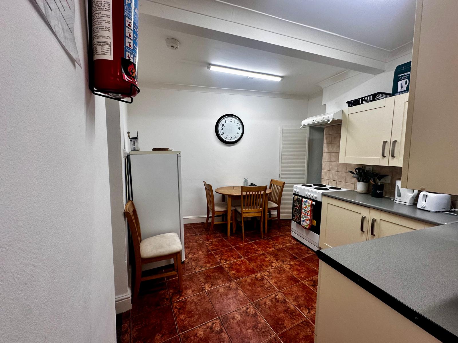 End Of Terrace House for sale in Swansea, Osborne Terrace, Brynmill, Swansea, 1485 m²