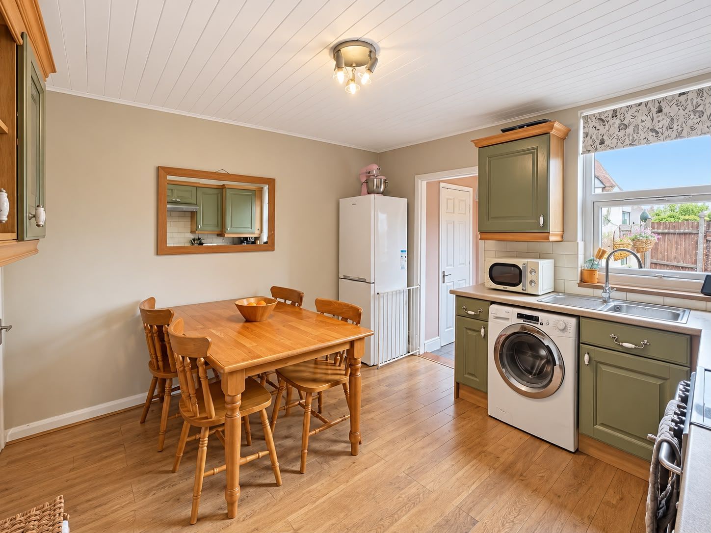 End Of Terrace House for sale in Sittingbourne, Shortlands Road, Sittingbourne, ME10 3JS