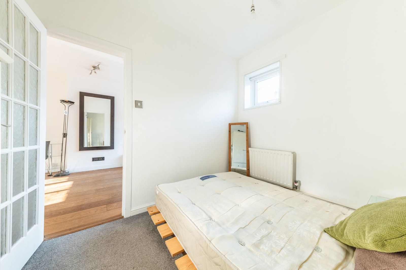 Flat for sale in London, Gowrie Road, Battersea, 447 m²