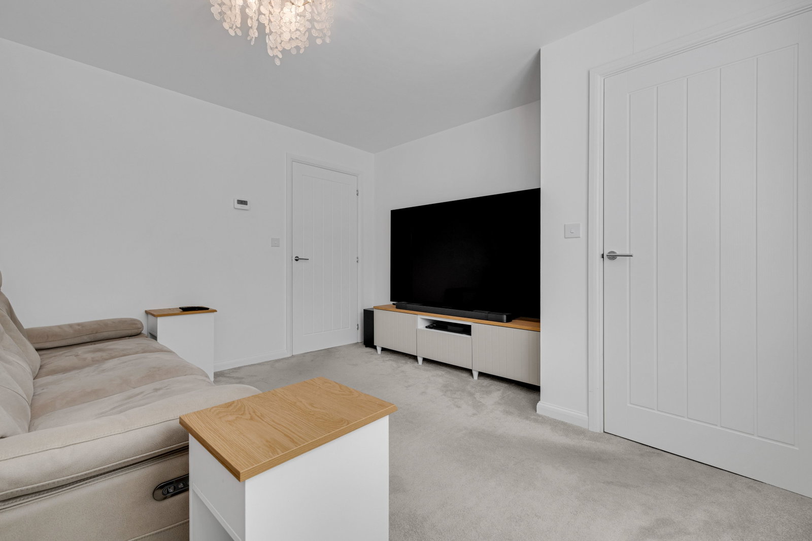 Semi Detached House for sale in Kidderminster, Lea Castle Drive, Lea Castle, Kidderminster, DY10 3FP