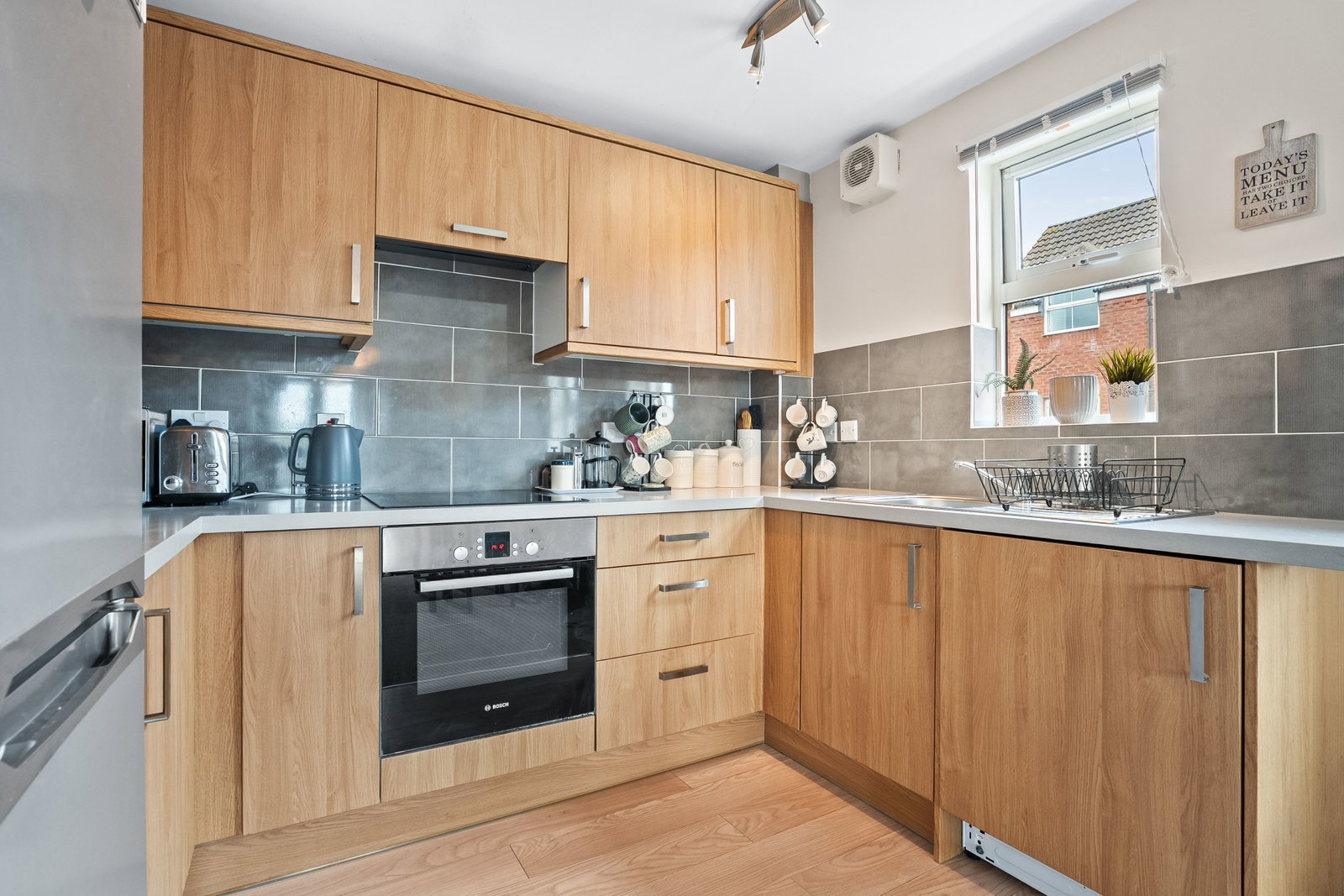 Apartment for sale in Nottingham, Shaw Road, Beeston, NG9