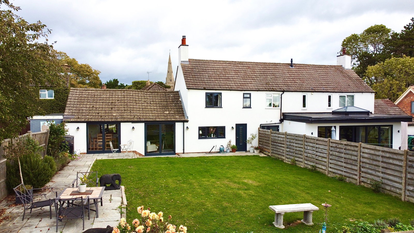 Semi Detached House for sale in Huntingdon, Pheasant Cottage, Keyston, Cambridgeshire