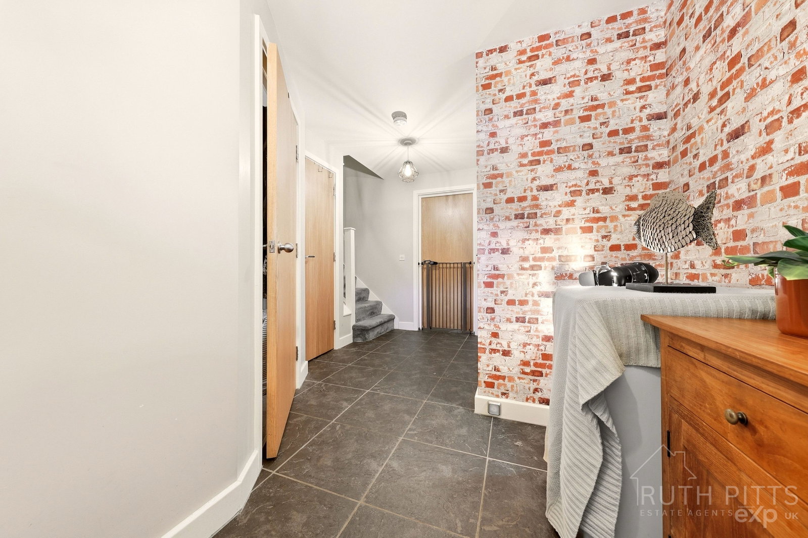 Terraced House for sale in Pontefract, Madison Close, Ackworth, WF7