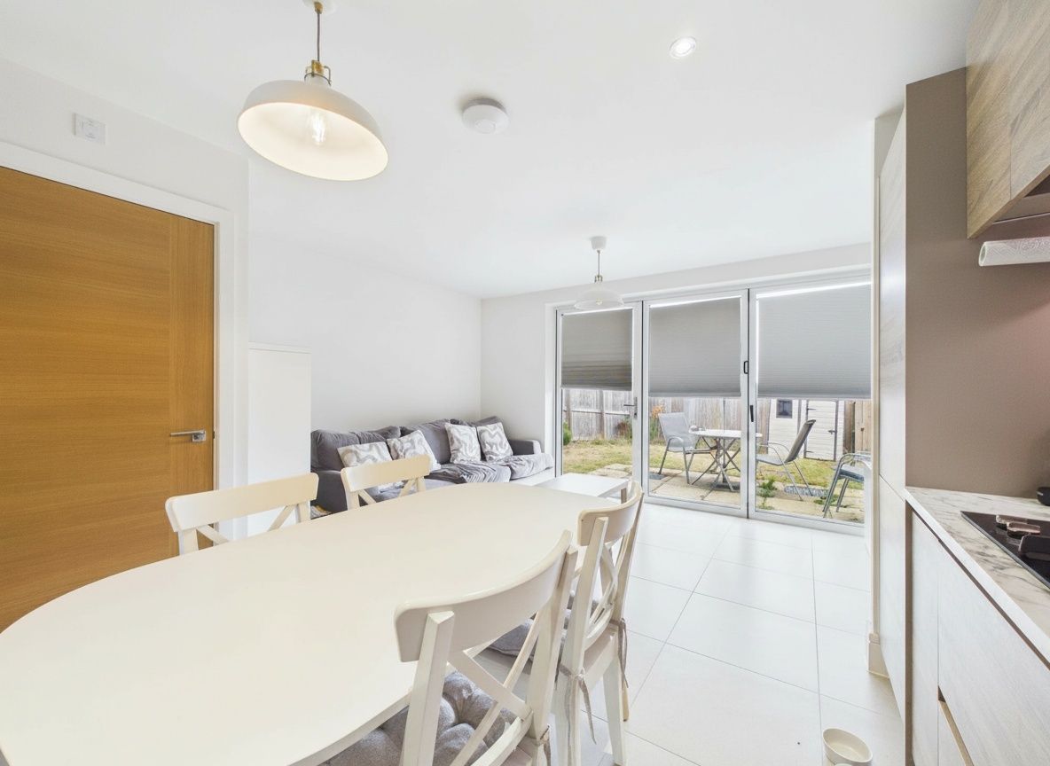 Semi Detached House for sale in Mansfield, Shilling Road, Mansfield, Nottinghamshire, NG18 6AF