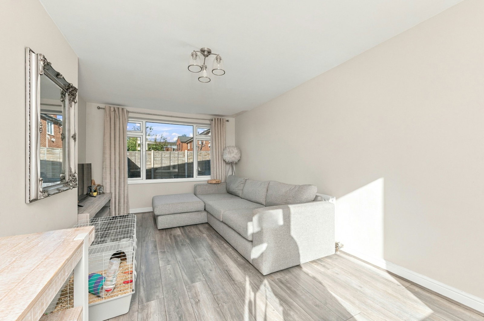 Semi Detached House for sale in Pontefract, Lister Close, Featherstone, Pontefract, WF7 5BT