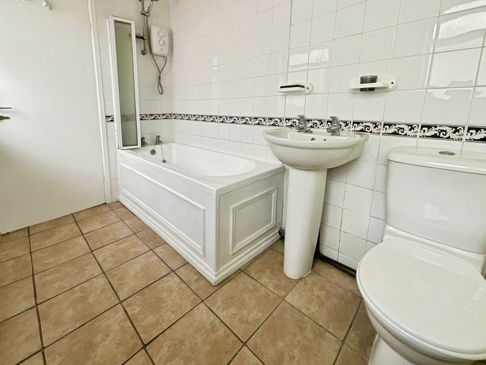 End Of Terrace House for sale in Stourbridge, Hall Street, Oldswinford, Stourbridge, West Midlands, DY8 2JE