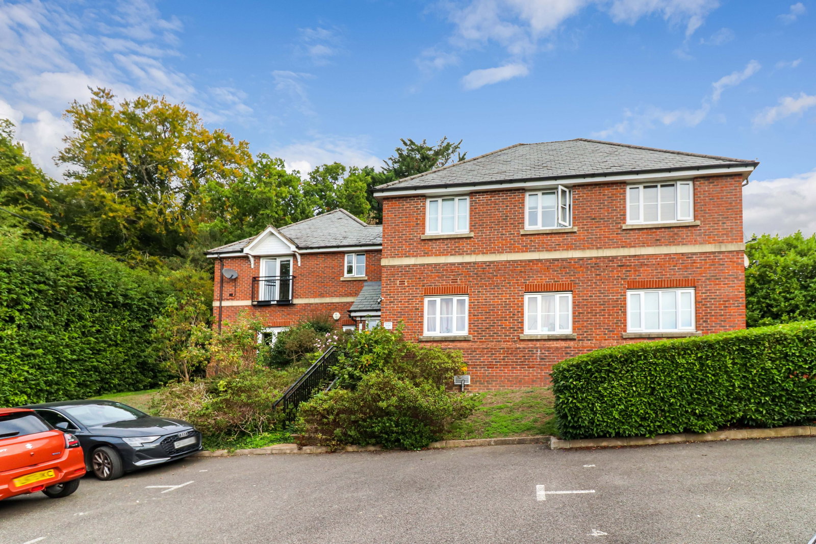 Flat for sale in Chesham, Farriers Way, Chesham, Buckinghamshire, HP5 2FE, 692 m²