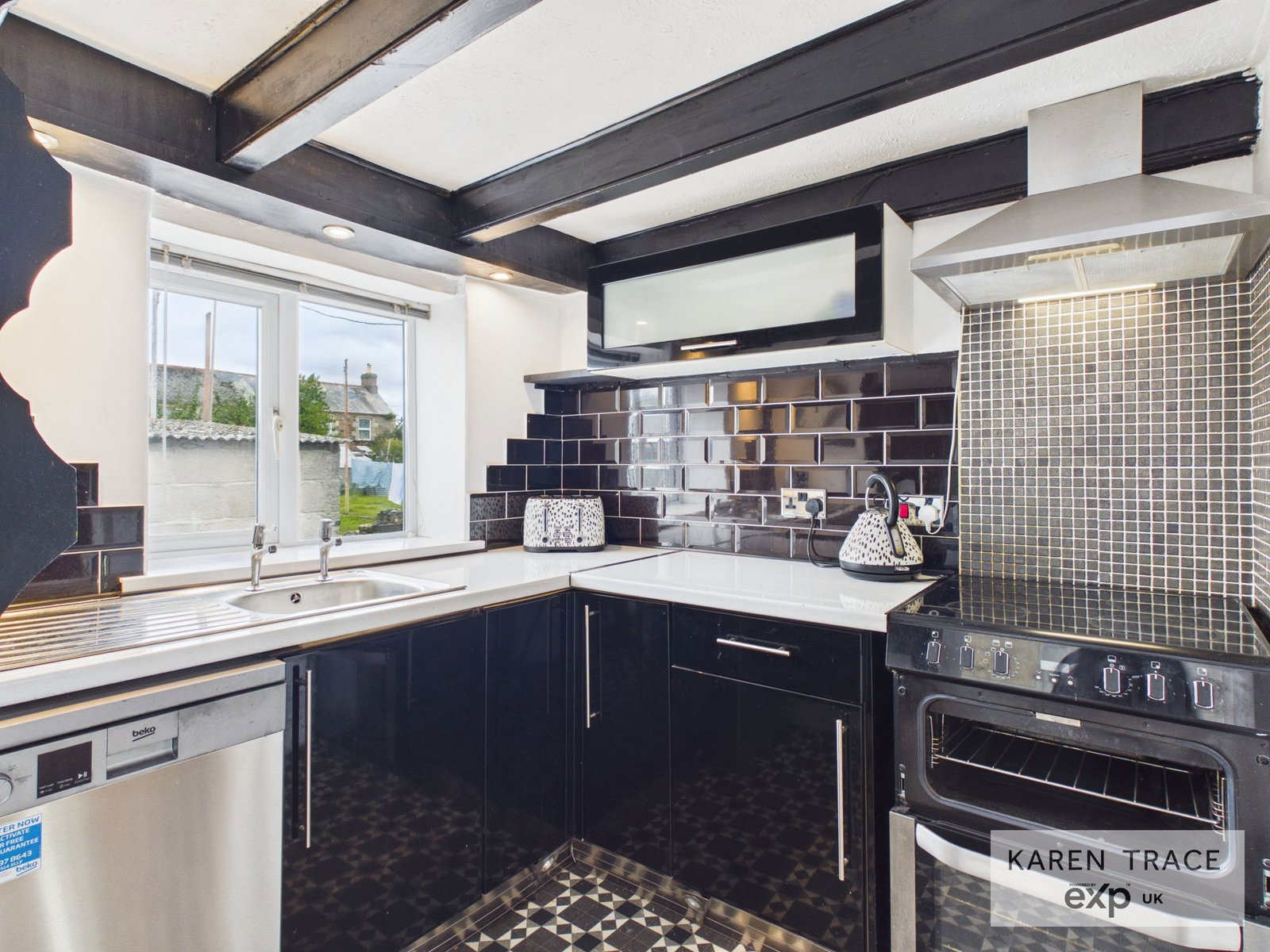Terraced House for sale in Par, Pearces Row, Par, PL24