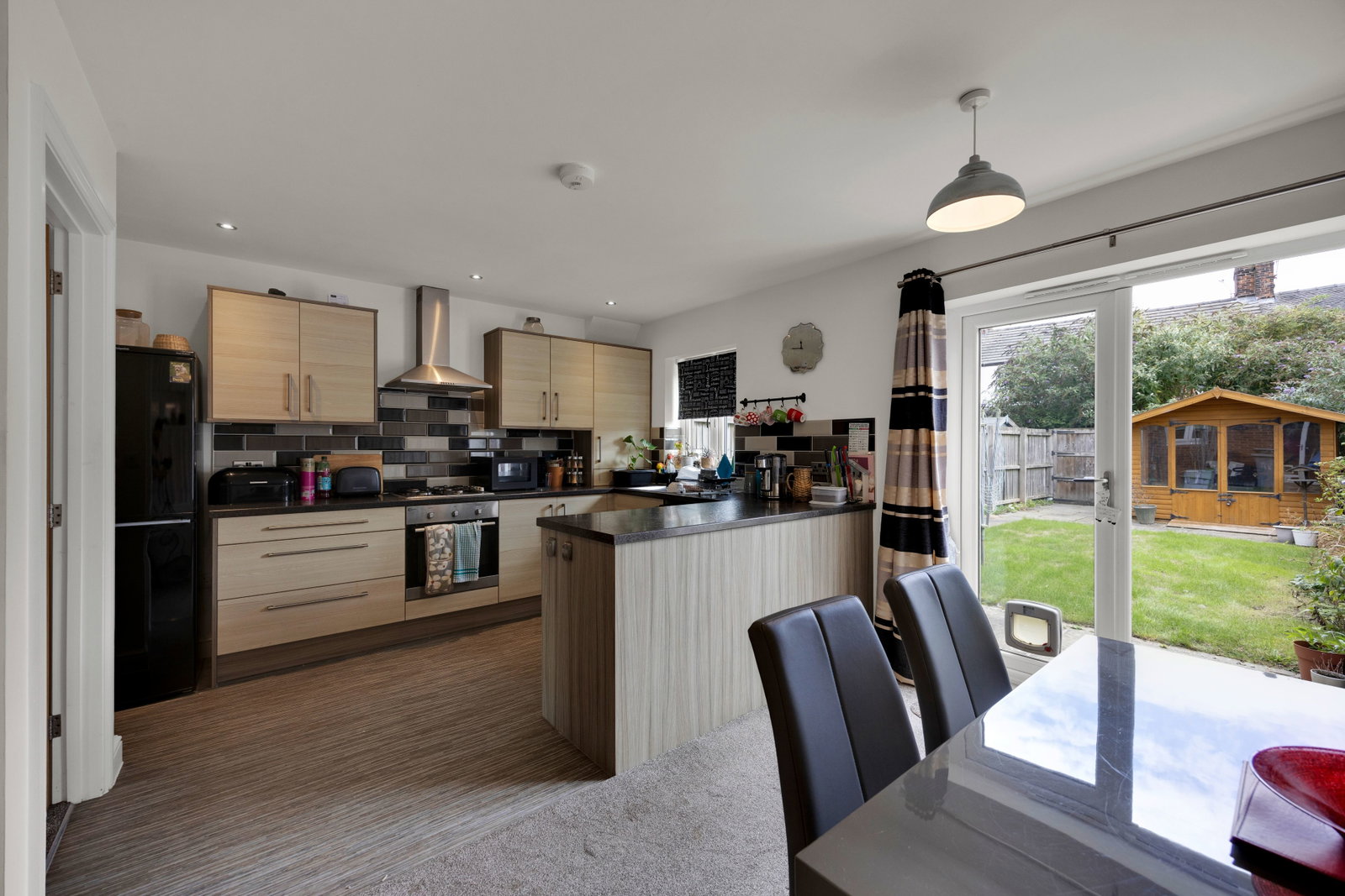 End Of Terrace House for sale in Sandbach, Bradwall Road, Sandbach