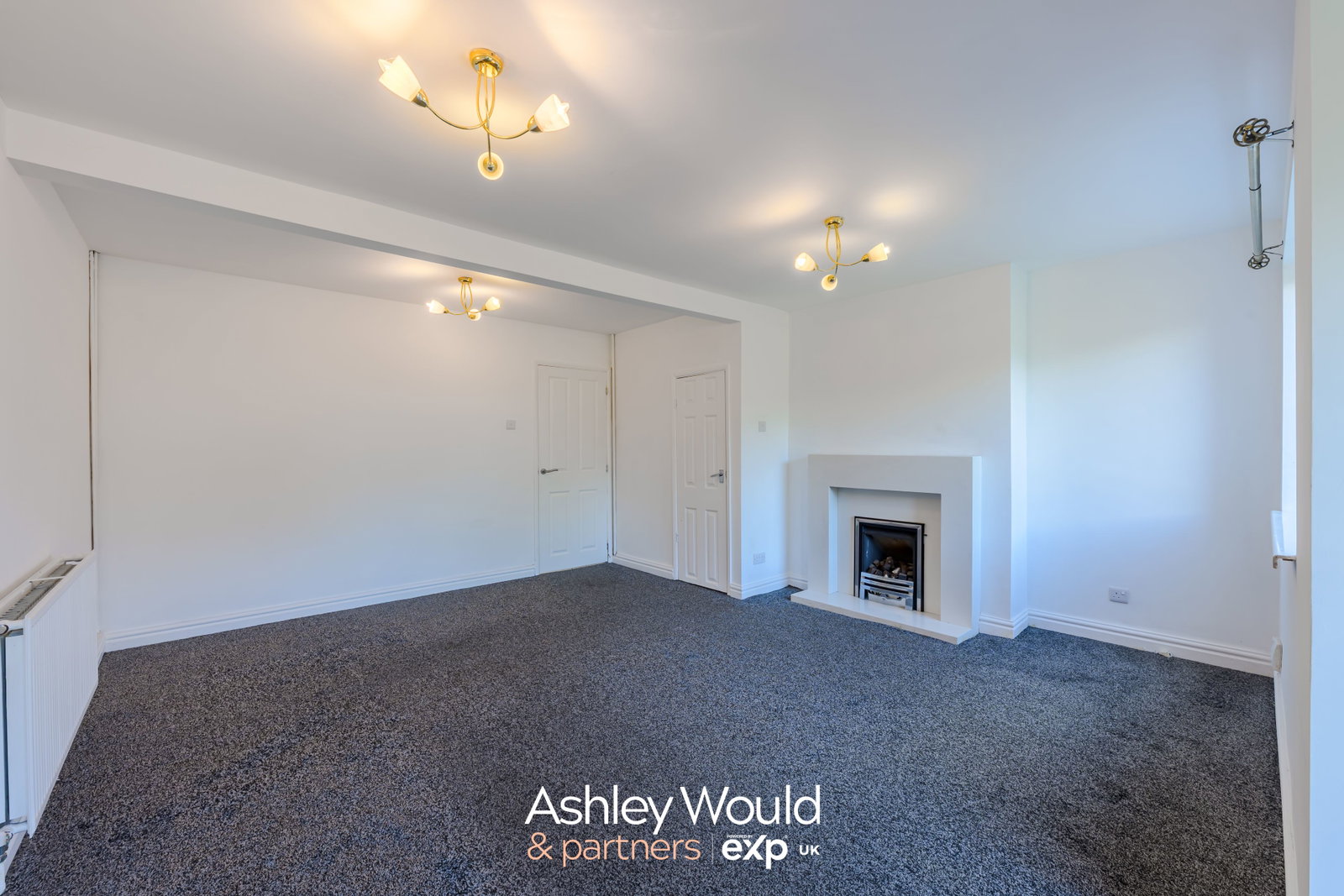 Semi Detached House for sale in Kingswinford, Earlswood Road, Kingswinford, DY6