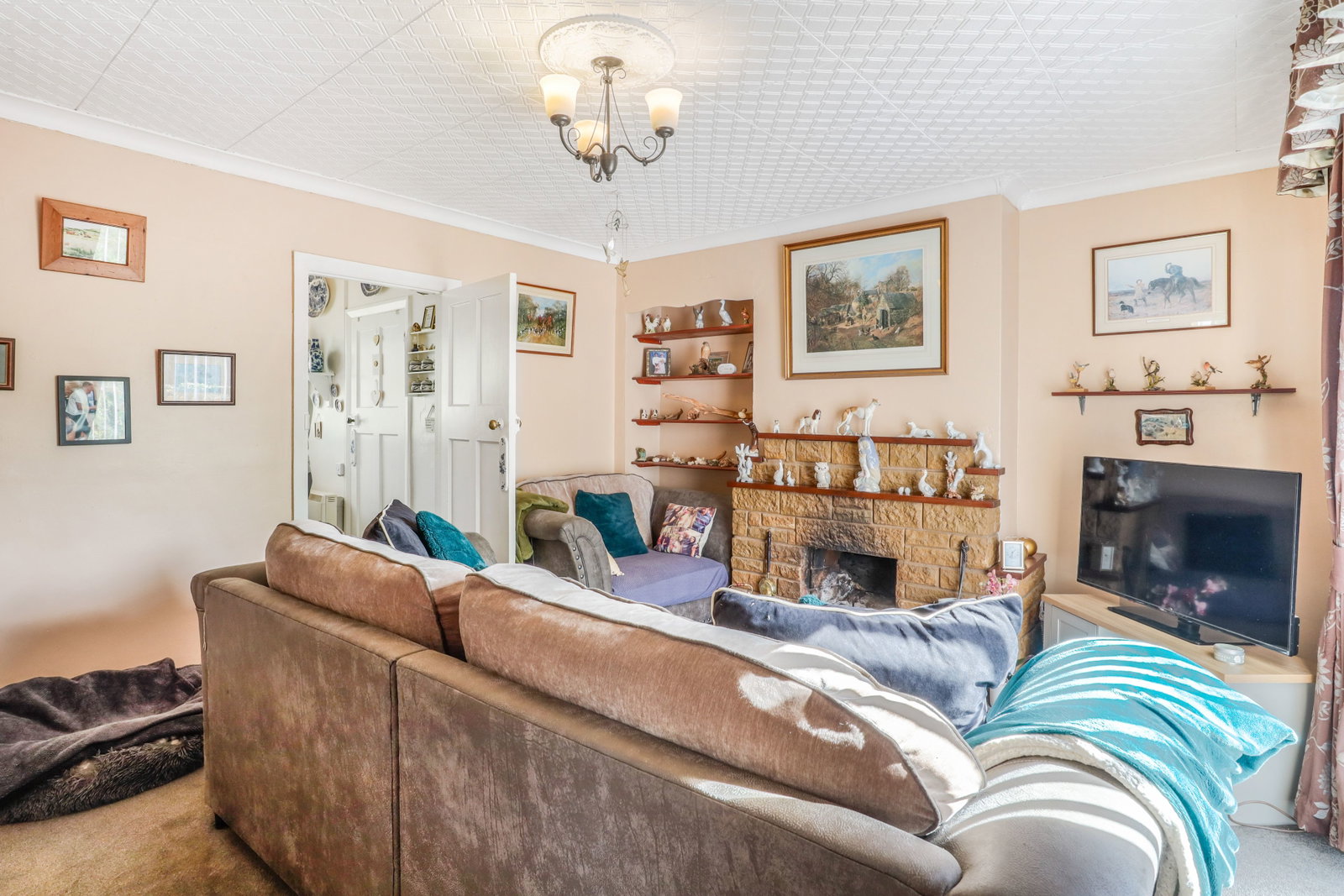 Semi Detached House for sale in Banbury, Town Hill, Ratley, Banbury, OX15