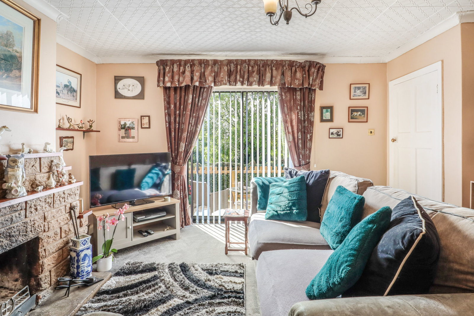 Semi Detached House for sale in Banbury, Town Hill, Ratley, Banbury, OX15