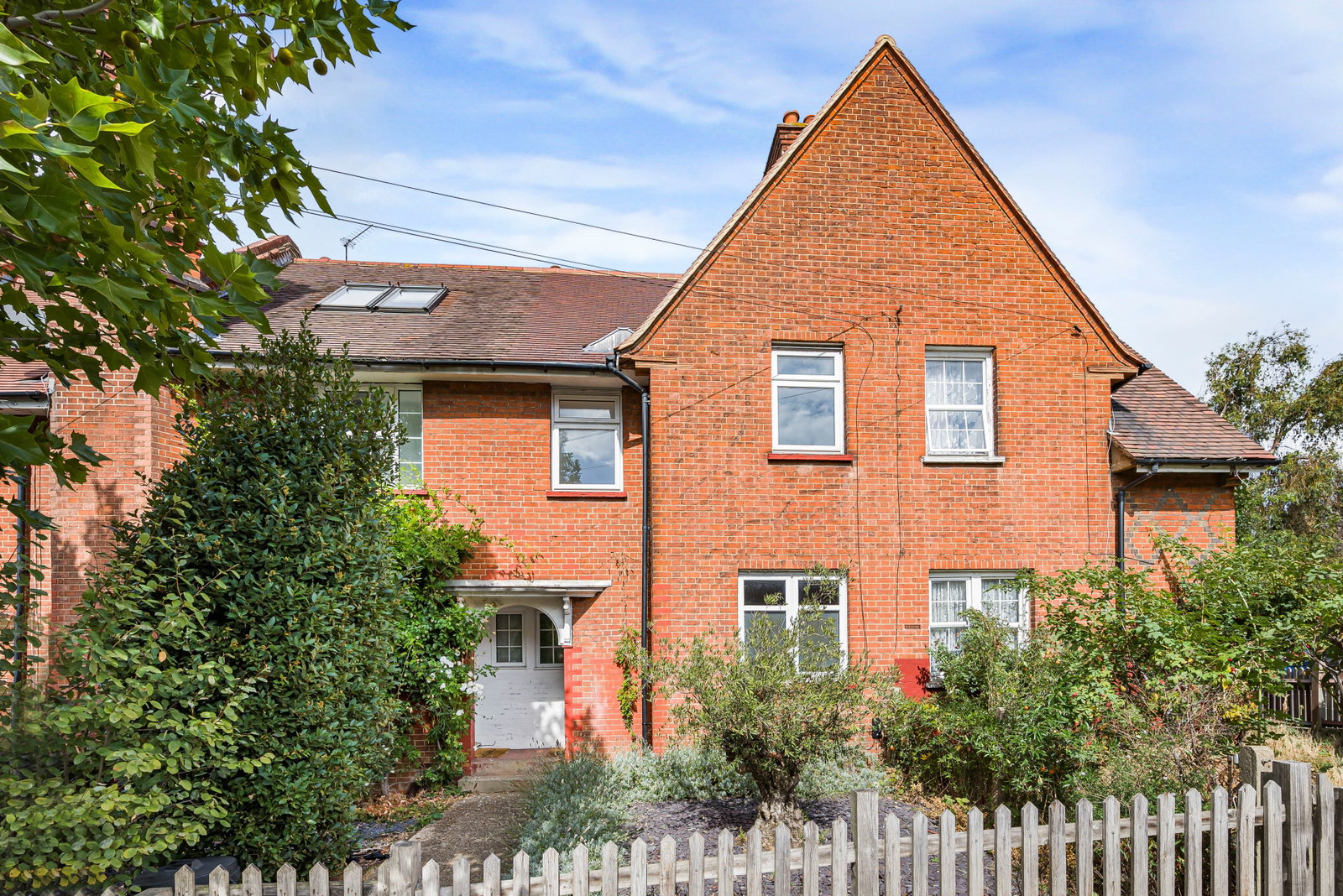 Terraced House for sale in London, Church Lane, Tooting, 1081 m²