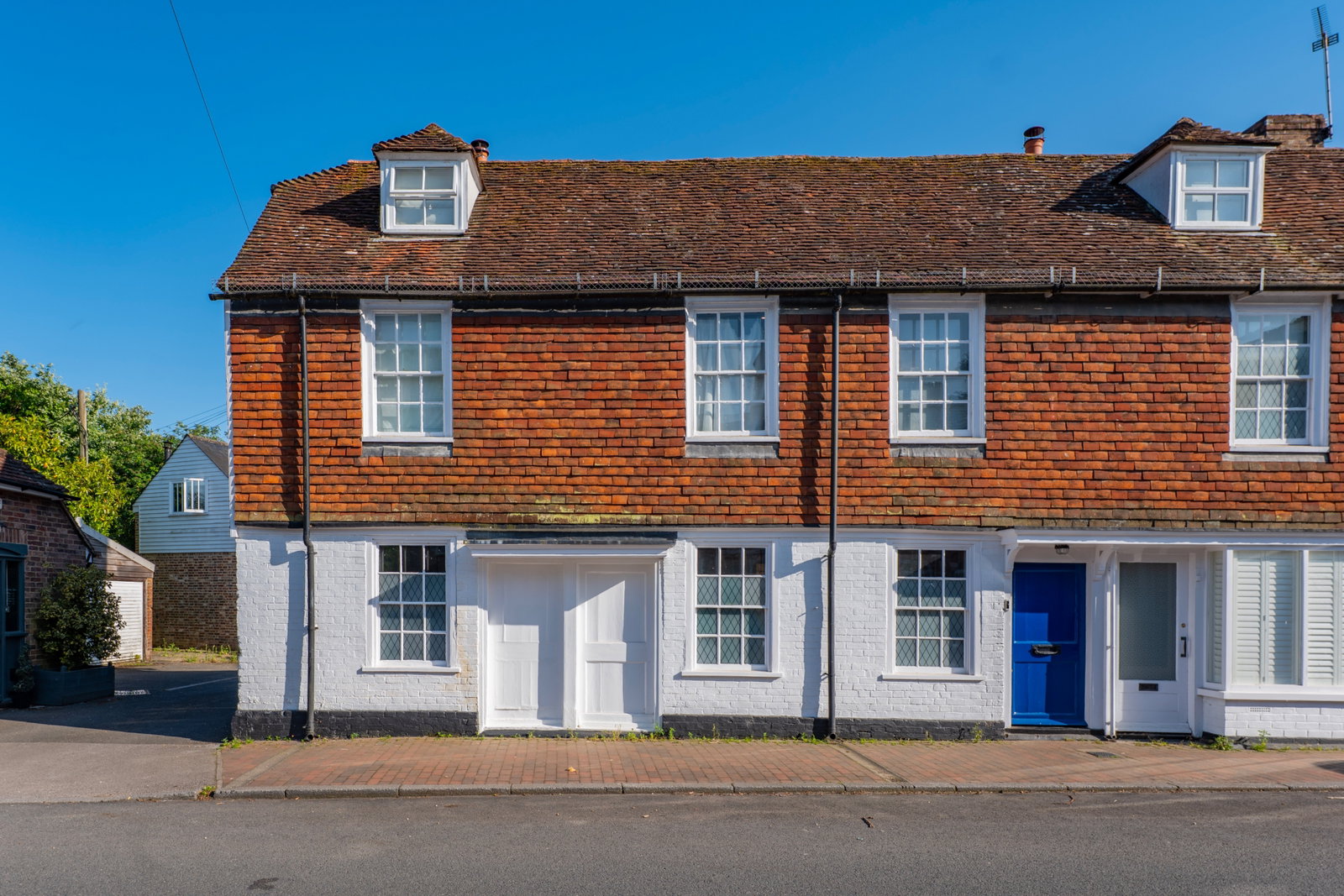 End Of Terrace House for sale in Tunbridge Wells, High Street, Lamberhurst, Tunbridge Wells, TN3 8EB
