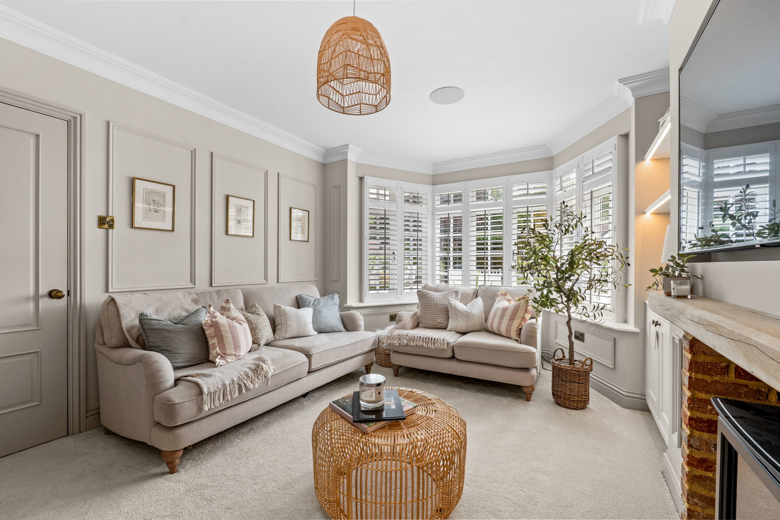 Detached House for sale in Tadworth, Tadorne Road, Tadworth, Surrey, KT20 5TD, 2698 m²