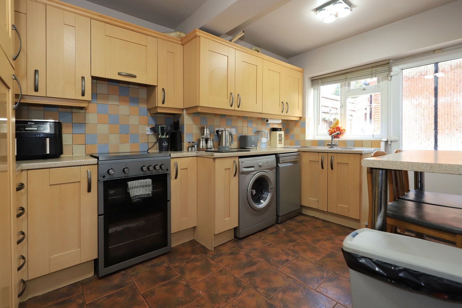 Terraced House for sale in Wolverhampton, Myatt Avenue, Wolverhampton, WV2 2ED, 782 m²